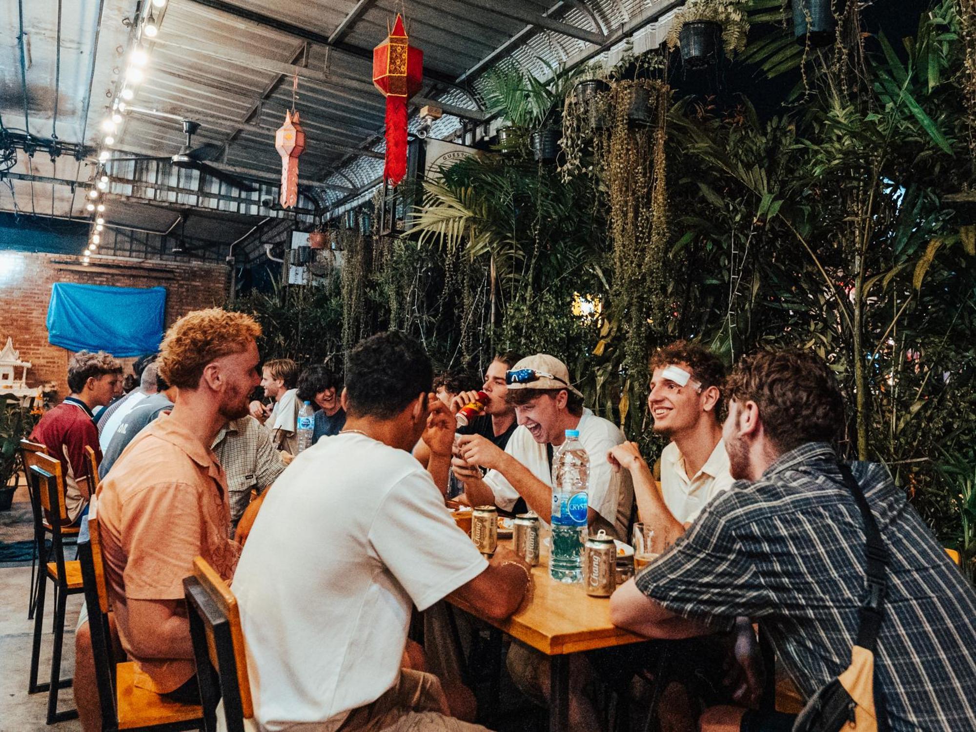 Stamps Backpackers Hostel - Chiang Mai — Photos 2